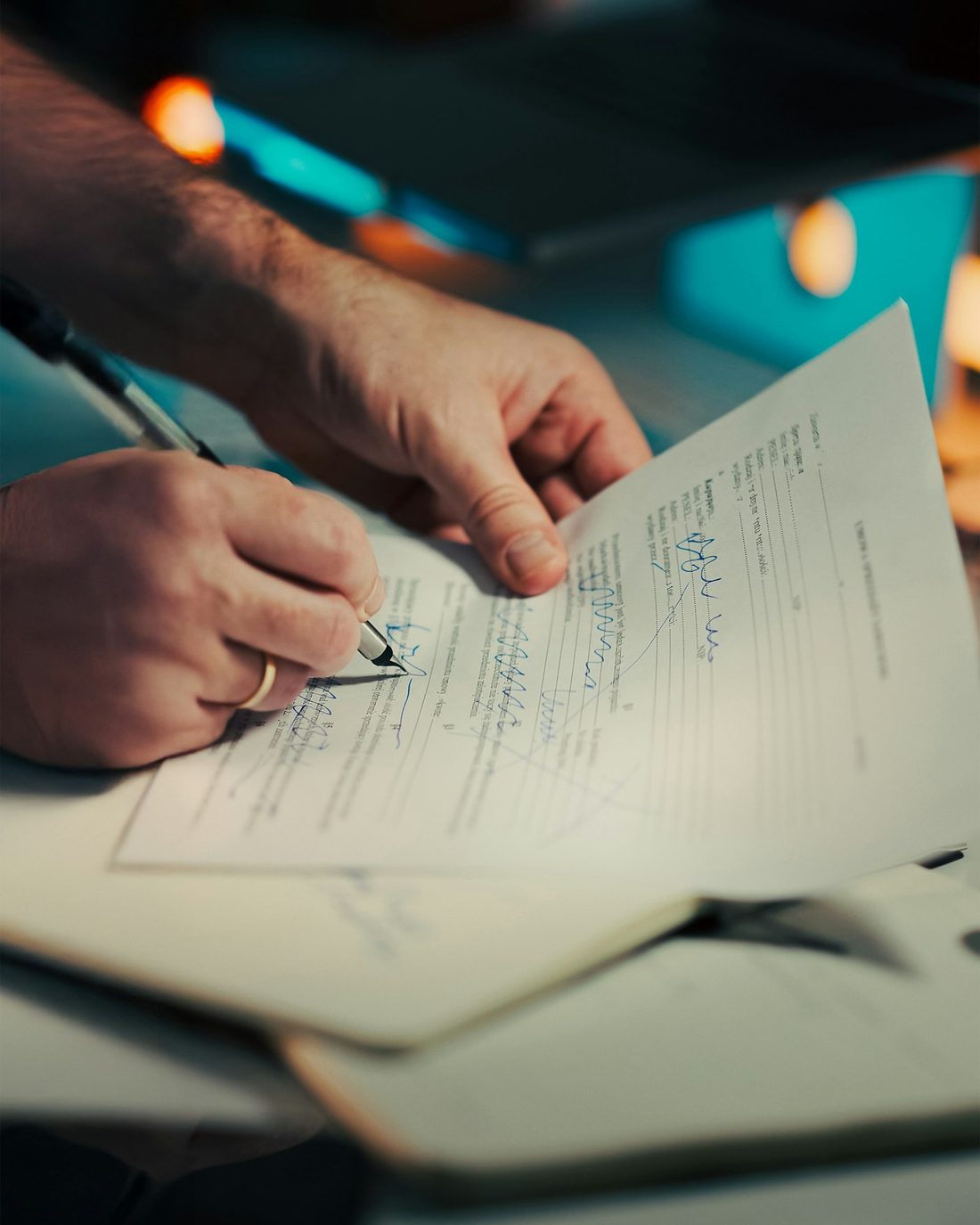 Signing a vehicle finance application