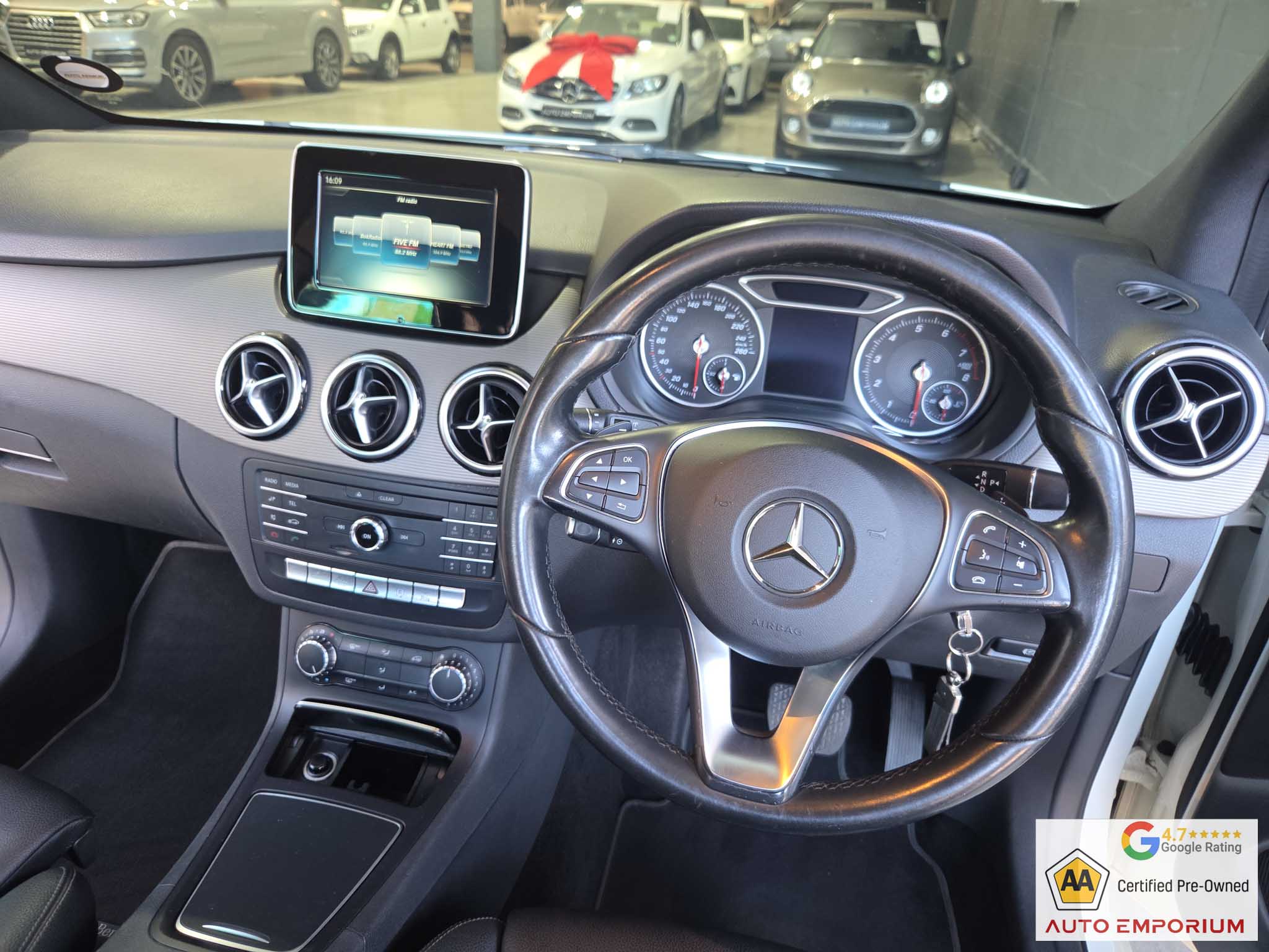 Mercedes-Benz B-Class B200